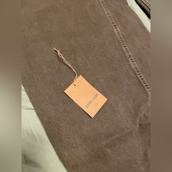 Rudy Jude ropers in Beach Clay - Size 4
BRAND NEW - Picture 3 of 5